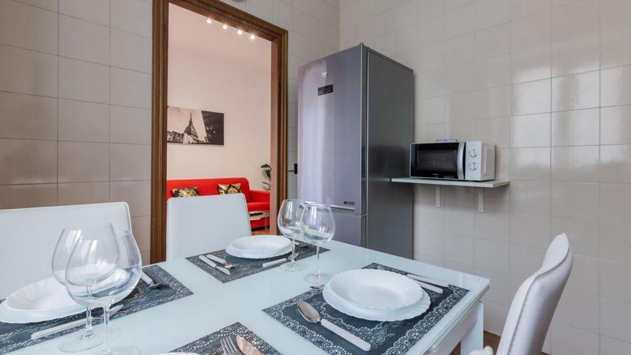 Porta Nuova Centro Elegante Suite Con Wifi Турин Екстер'єр фото