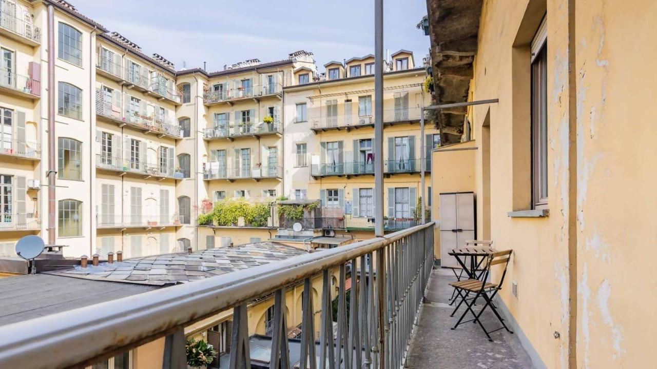 Porta Nuova Centro Elegante Suite Con Wifi Турин Екстер'єр фото