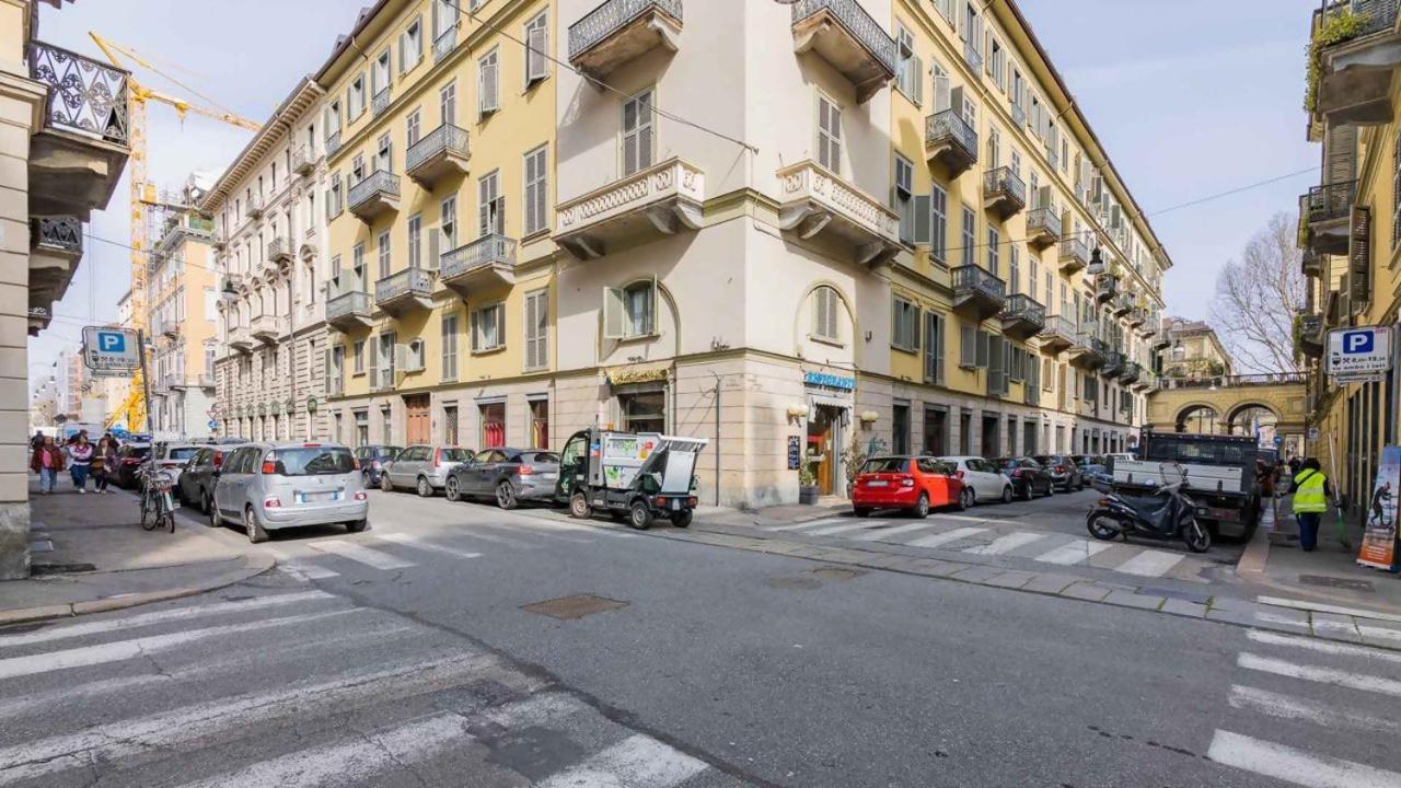 Porta Nuova Centro Elegante Suite Con Wifi Турин Екстер'єр фото